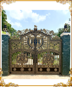 Cổng phù điêu sư tử